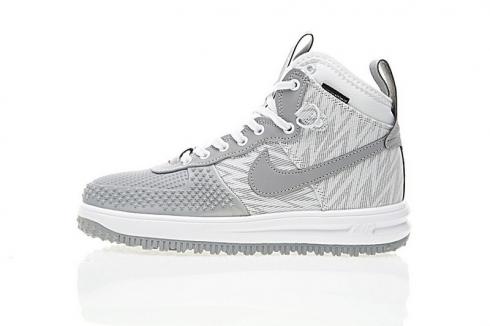 nike duck boots white